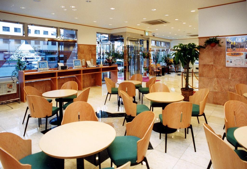 Toyoko Inn Osaka Namba Nishi Bagian luar foto