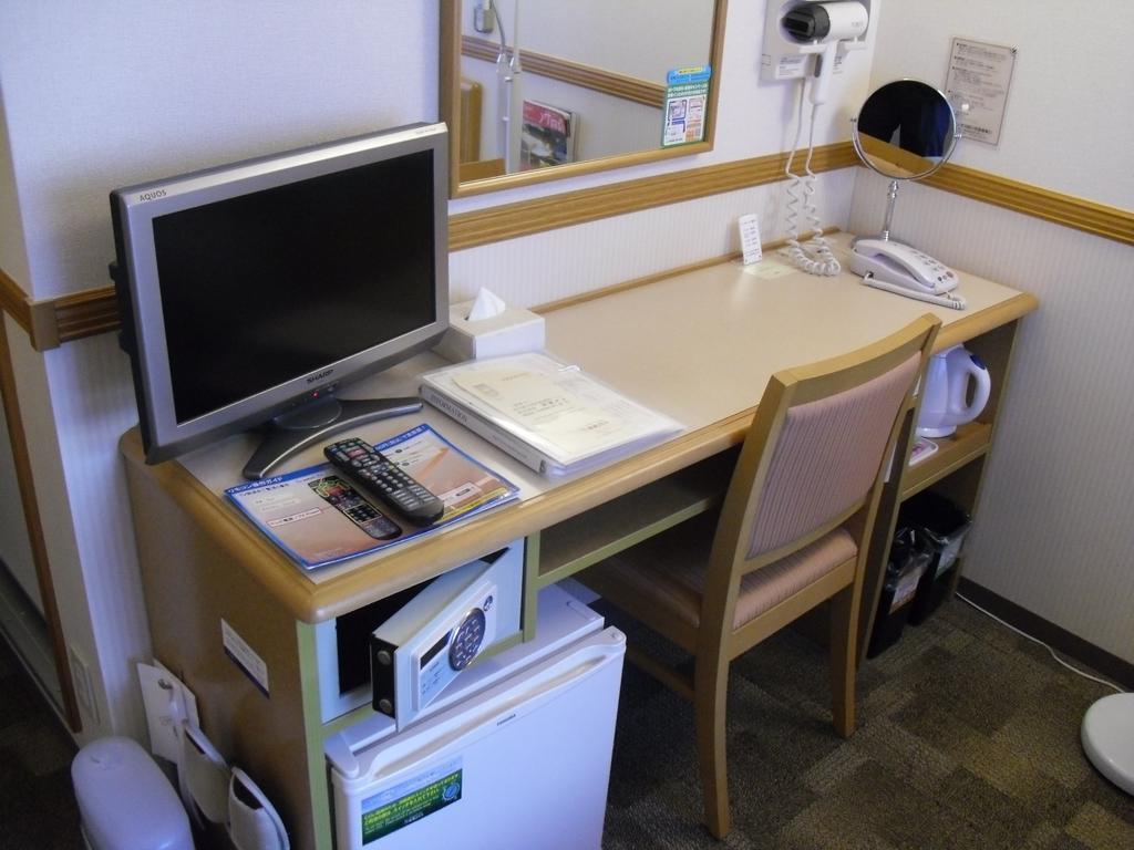 Toyoko Inn Osaka Namba Nishi Bagian luar foto
