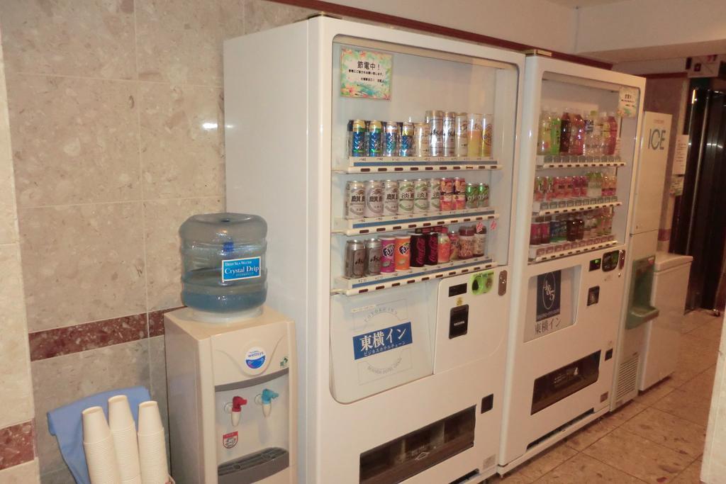 Toyoko Inn Osaka Namba Nishi Bagian luar foto
