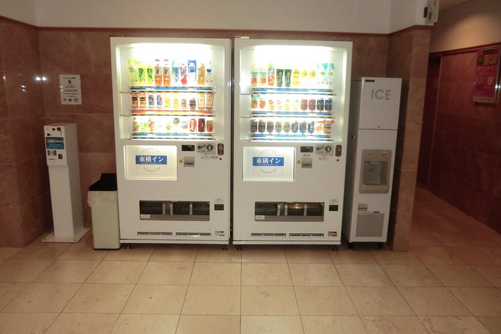 Toyoko Inn Osaka Namba Nishi Bagian luar foto